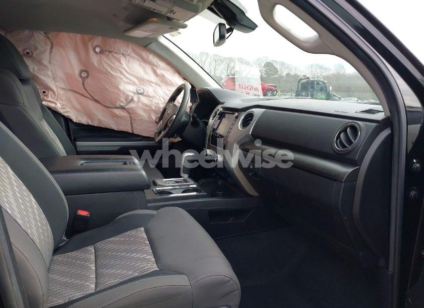 Photo 5 of 2021 Toyota Tundra SR5 (VIN 5TFUY5F1XMX991275)