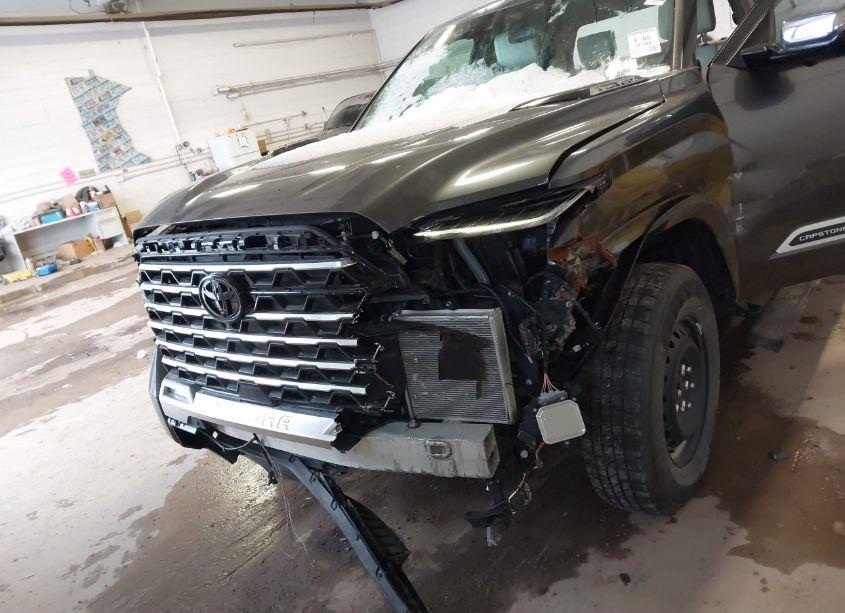 Photo 17 of 2023 Toyota Tundra HYBRID CAPSTONE (VIN 5TFVC5DB7PX032046)