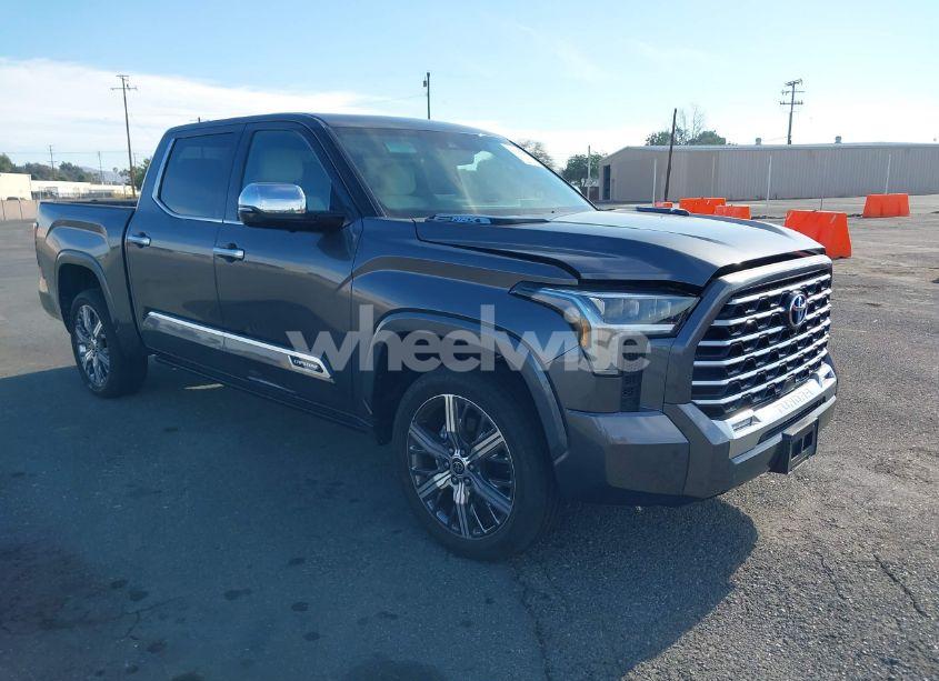 2023 Toyota Tundra HYBRID CAPSTONE (VIN 5TFVC5DB8PX031438) main photo