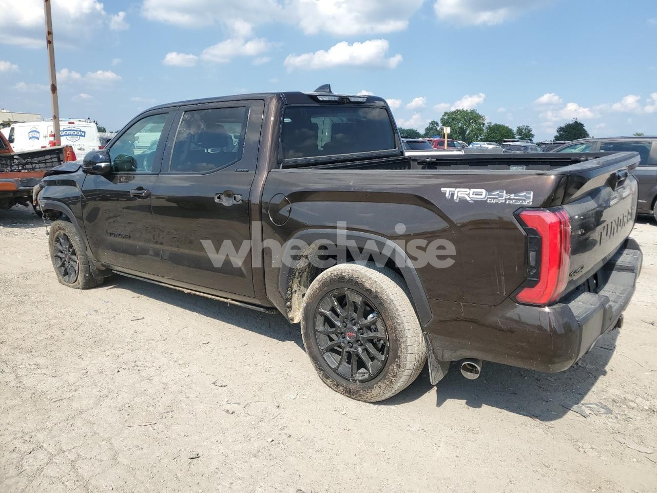 Photo 2 of 2024 TOYOTA TUNDRA CREWMAX LIMITED (VIN 5TFWA5DB0RX191861)