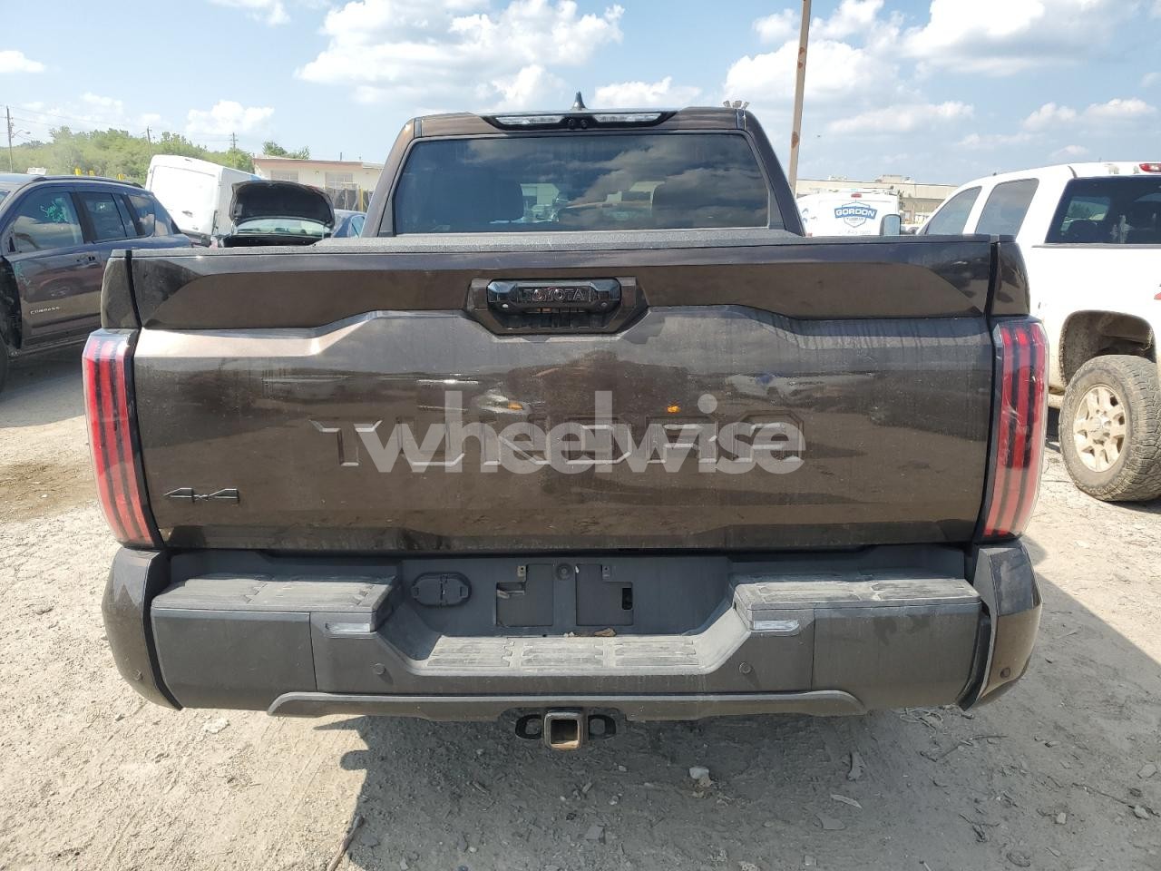 Photo 6 of 2024 TOYOTA TUNDRA CREWMAX LIMITED (VIN 5TFWA5DB0RX191861)