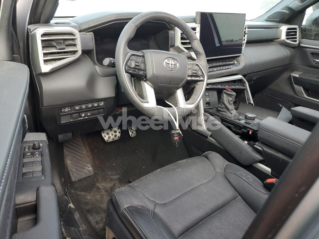 Photo 8 of 2024 TOYOTA TUNDRA CREWMAX LIMITED (VIN 5TFWA5DB1RX237925)