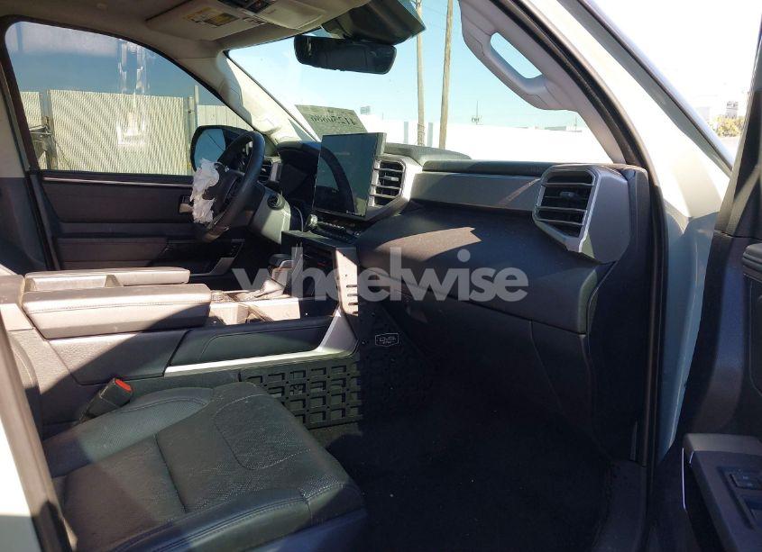 Photo 5 of 2024 Toyota Tundra LIMITED (VIN 5TFWA5DB2RX132777)