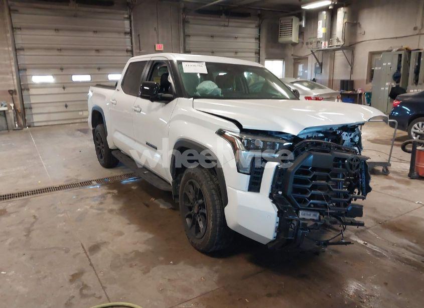 2024 Toyota Tundra LIMITED (VIN 5TFWA5DB2RX223158) main photo