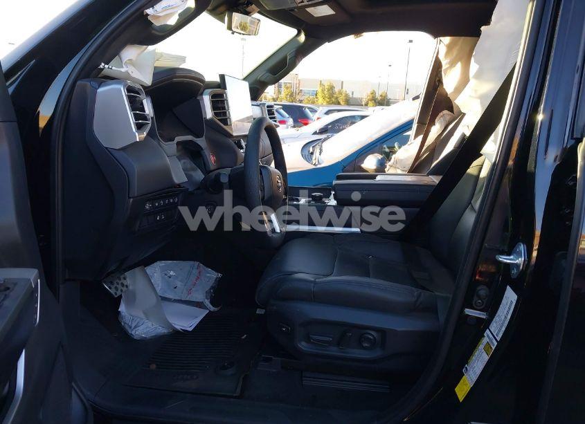 Photo 5 of 2024 Toyota Tundra PLATINUM (VIN 5TFWA5DB4RX217927)