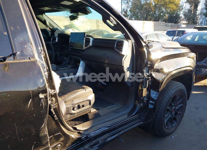 Photo 6 of 2024 Toyota Tundra PLATINUM (VIN 5TFWA5DB4RX217927)