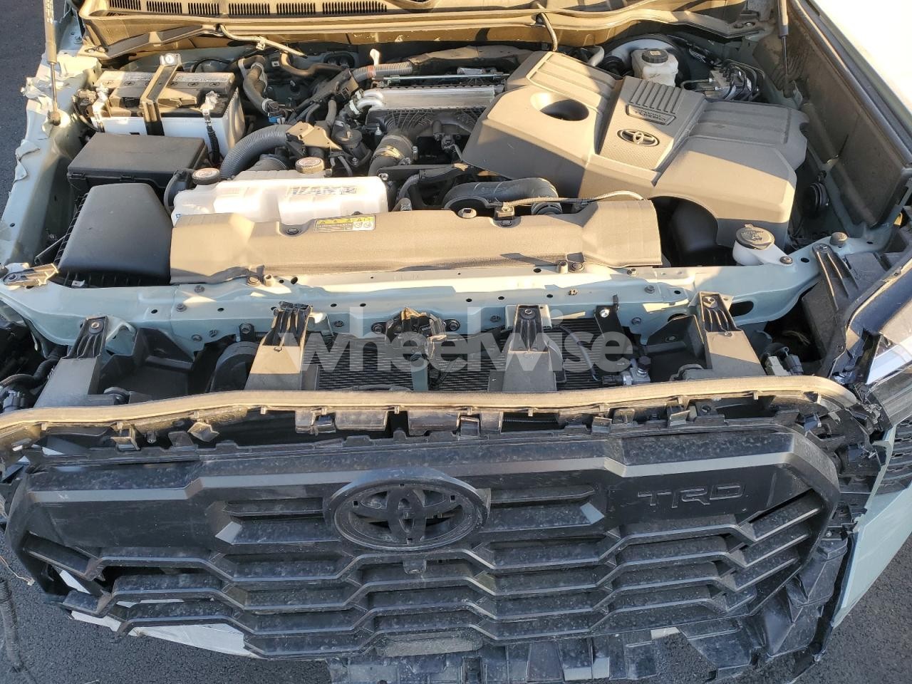 Photo 11 of 2025 TOYOTA TUNDRA CREWMAX LIMITED (VIN 5TFWA5DB5SX273381)