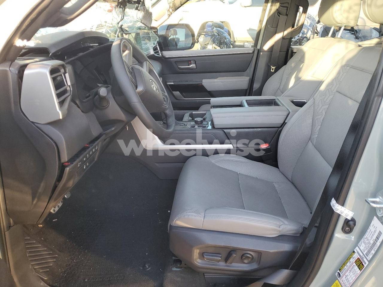 Photo 7 of 2025 TOYOTA TUNDRA CREWMAX LIMITED (VIN 5TFWA5DB5SX273381)