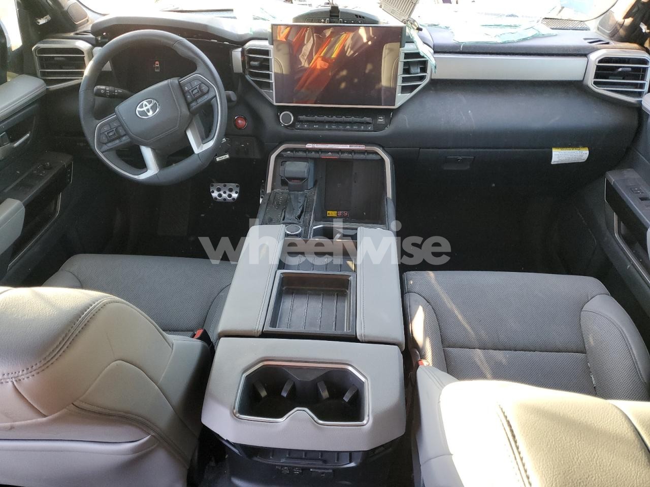 Photo 8 of 2025 TOYOTA TUNDRA CREWMAX LIMITED (VIN 5TFWA5DB5SX273381)