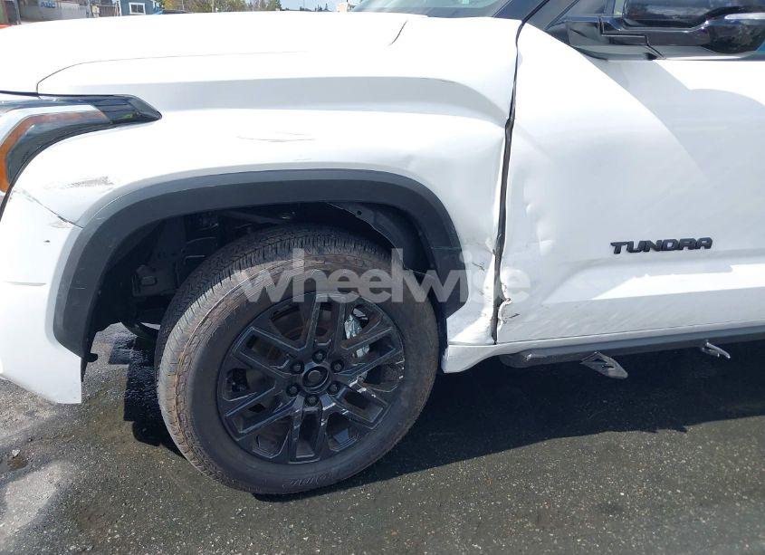 Photo 6 of 2024 Toyota Tundra LIMITED (VIN 5TFWA5DB9RX217552)