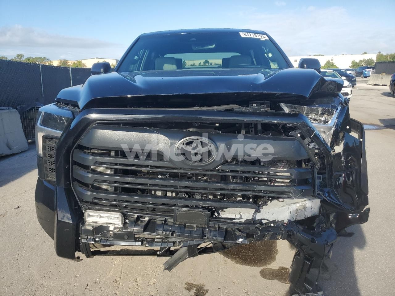 Photo 5 of 2025 TOYOTA TUNDRA CREWMAX LIMITED (VIN 5TFWA5DB9SX297277)