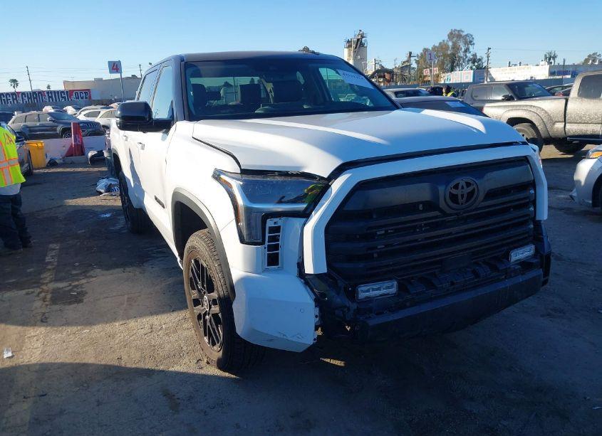 2024 Toyota Tundra LIMITED (VIN 5TFWA5DBXRX198672) main photo