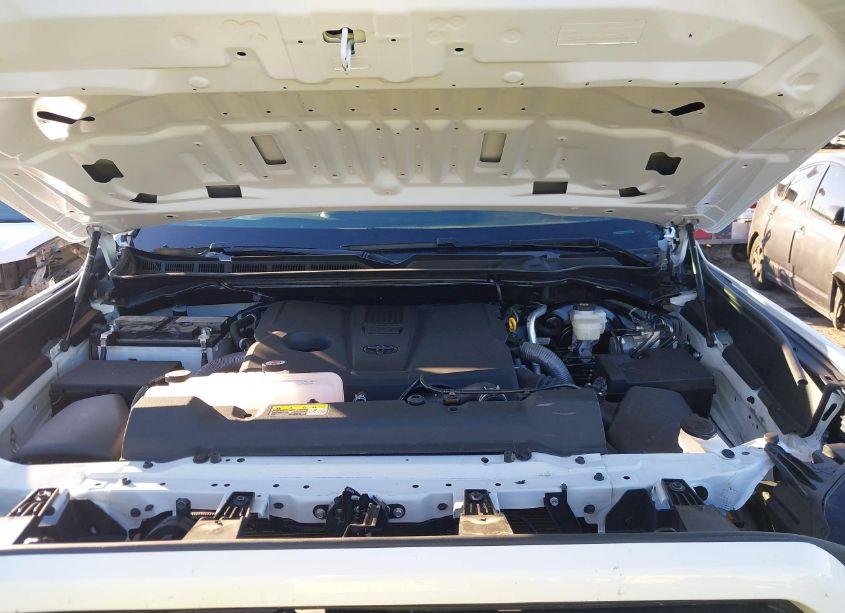 Photo 10 of 2024 Toyota Tundra LIMITED (VIN 5TFWA5DBXRX198672)