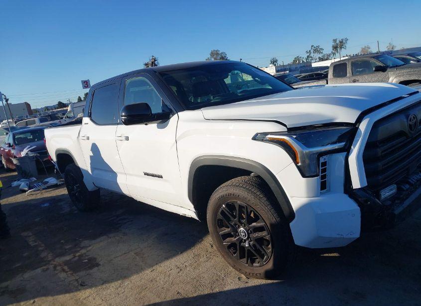 Photo 13 of 2024 Toyota Tundra LIMITED (VIN 5TFWA5DBXRX198672)