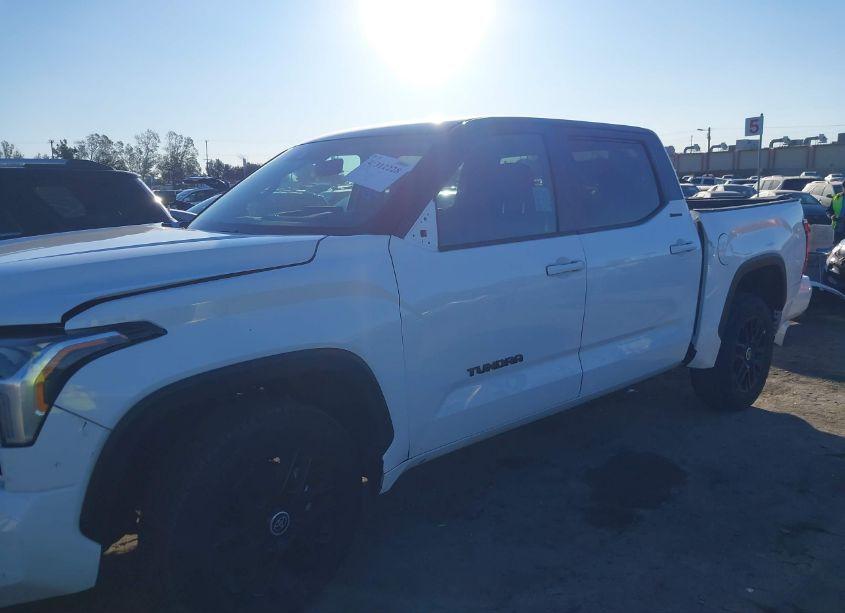 Photo 14 of 2024 Toyota Tundra LIMITED (VIN 5TFWA5DBXRX198672)