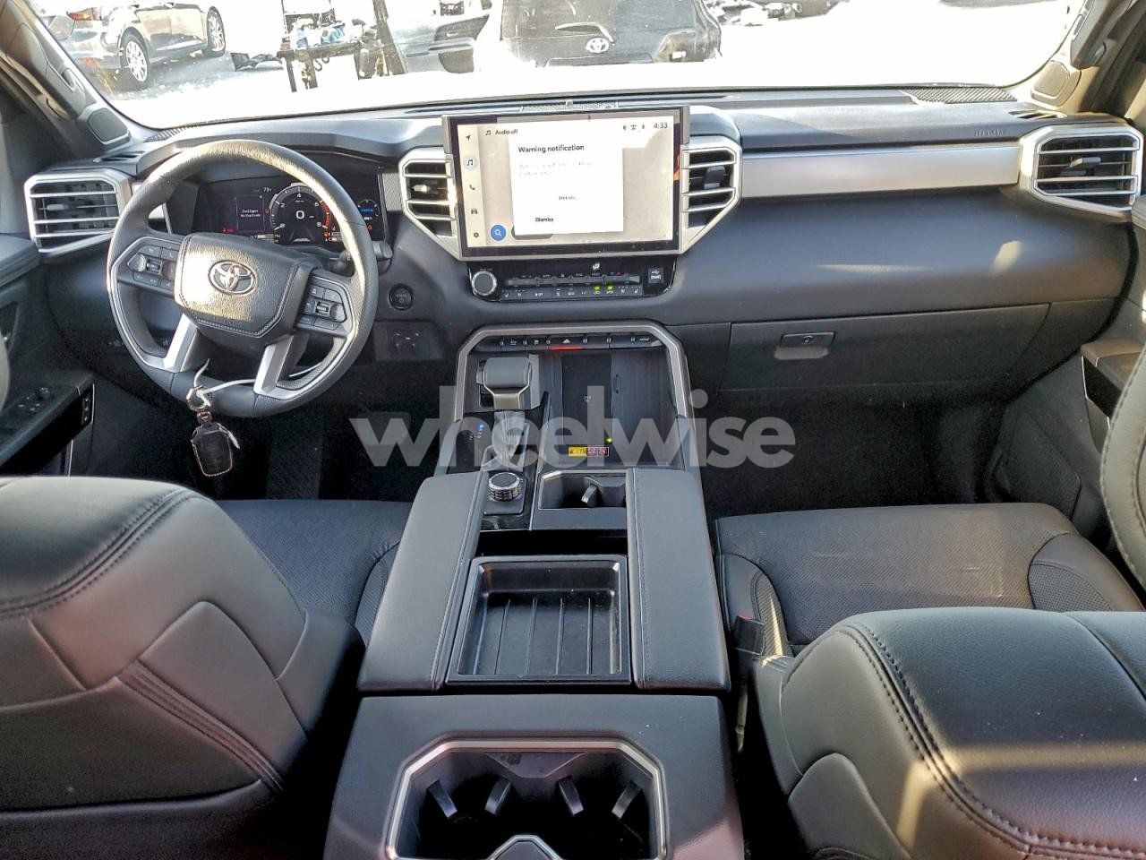 Photo 8 of 2025 TOYOTA TUNDRA CREWMAX LIMITED (VIN 5TFWC5DBXSX100210)