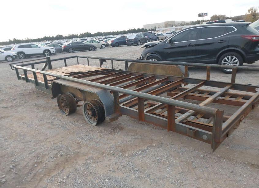 Photo 3 of 2019 Tiger Utility N/A (VIN 5UTB2028KM015237)