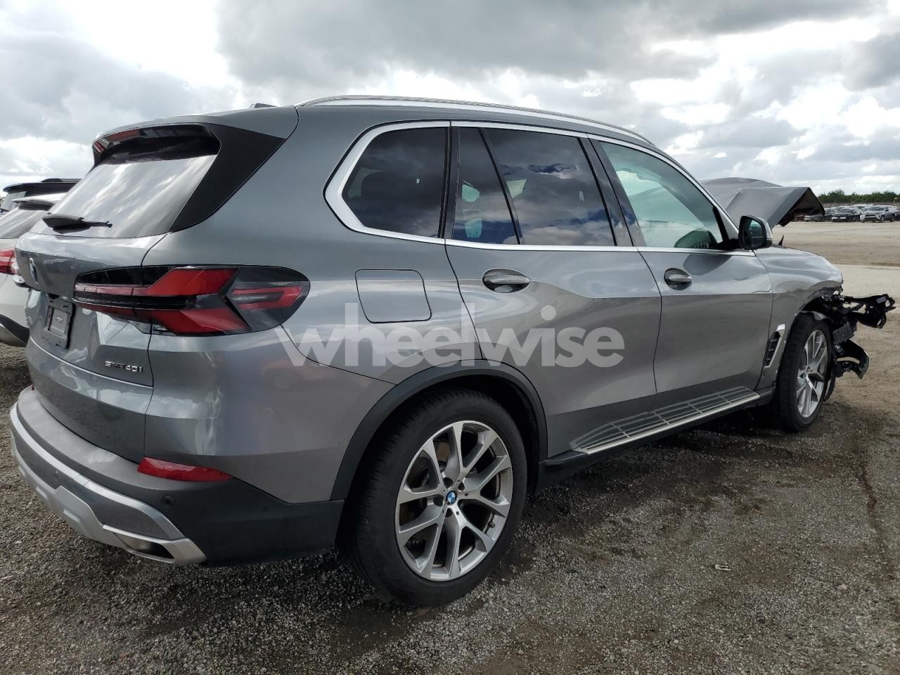 Photo 3 of 2024 BMW X5 SDRIVE 40I (VIN 5UX13EU00R9T27525)