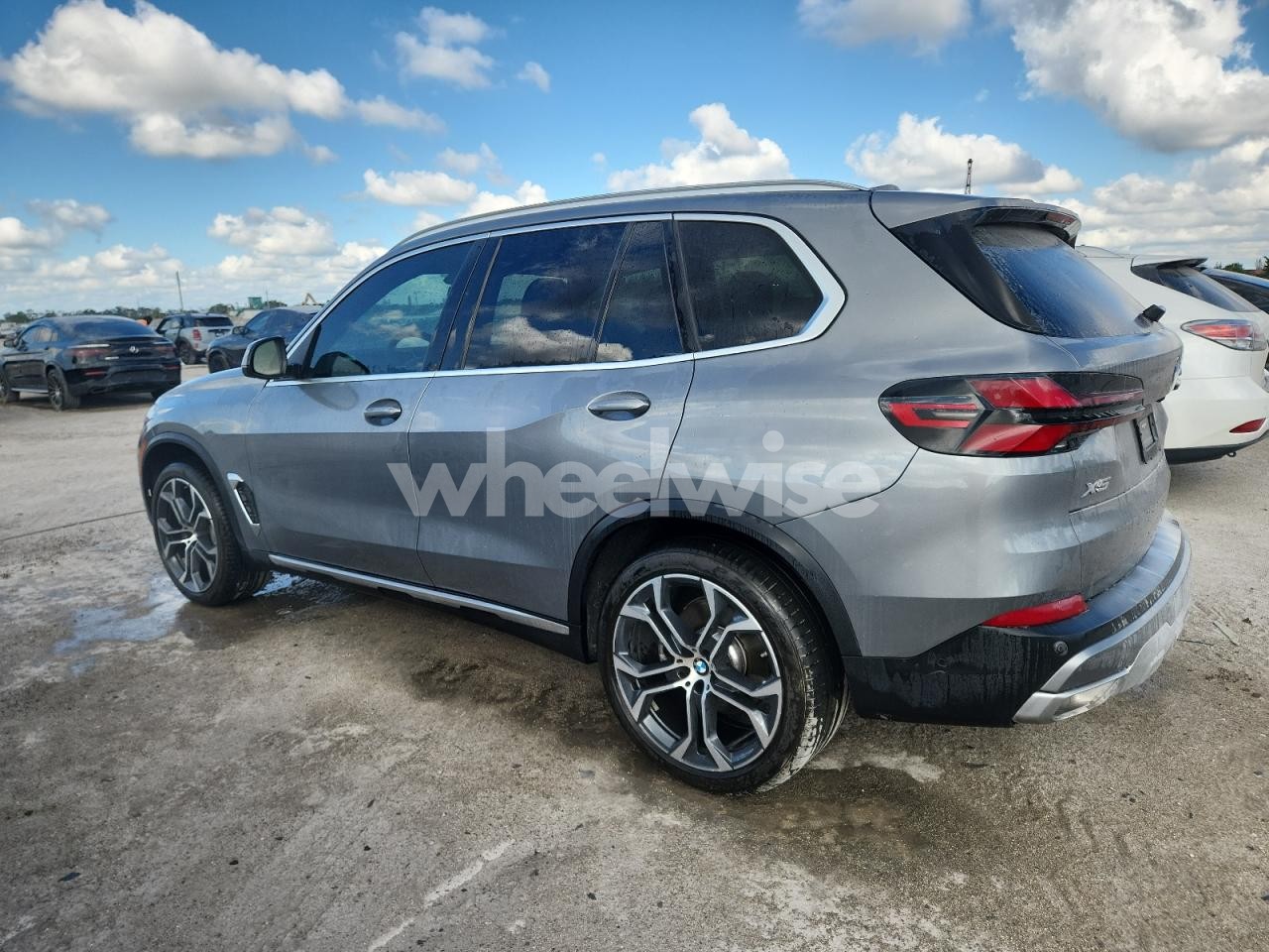 Photo 2 of 2024 BMW X5 SDRIVE 40I (VIN 5UX13EU04R9S78510)