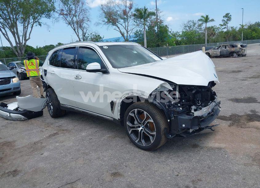 2025 Bmw X5 SDRIVE40I (VIN 5UX13EU07S9X97721) main photo