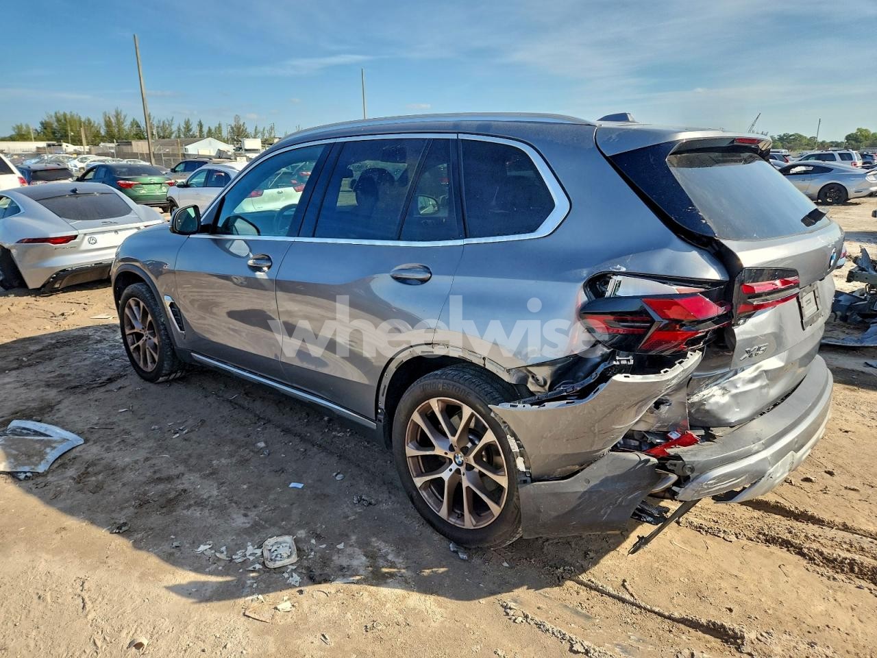 Photo 2 of 2024 BMW X5 SDRIVE 40I (VIN 5UX13EU09R9U69324)