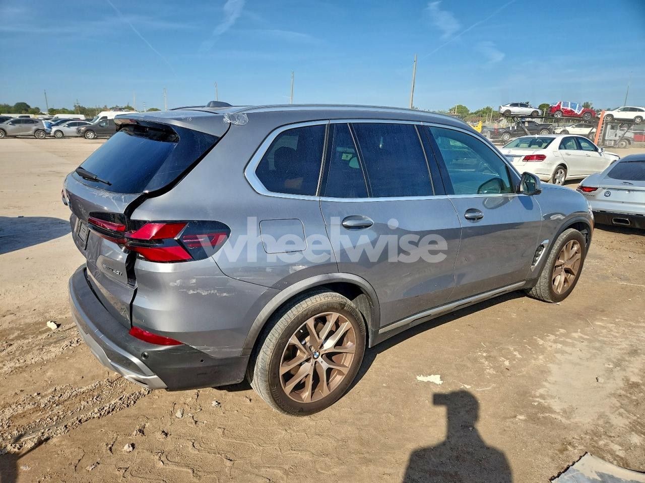 Photo 3 of 2024 BMW X5 SDRIVE 40I (VIN 5UX13EU09R9U69324)