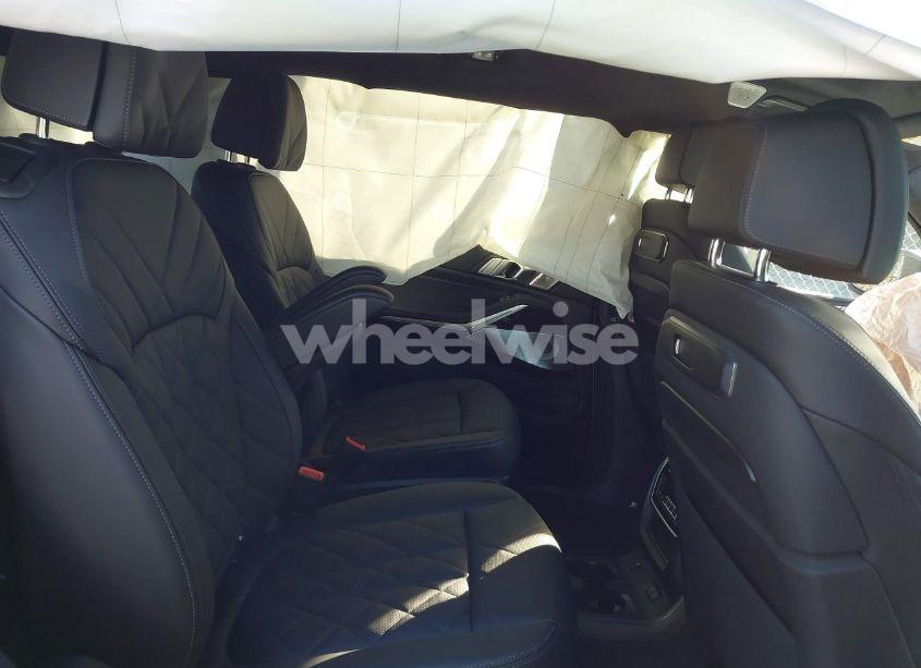 Photo 8 of 2024 Bmw X7 XDRIVE40I (VIN 5UX23EM02R9V69737)