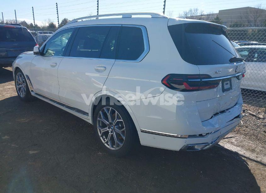 Photo 3 of 2024 Bmw X7 XDRIVE40I (VIN 5UX23EM03R9U56900)
