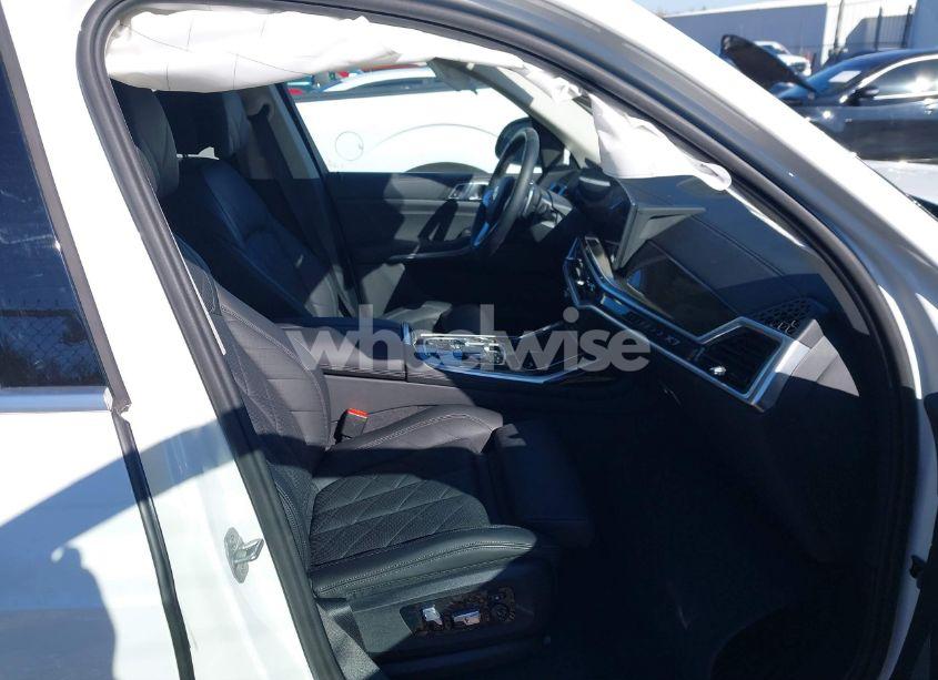 Photo 5 of 2024 Bmw X7 XDRIVE40I (VIN 5UX23EM03R9U56900)