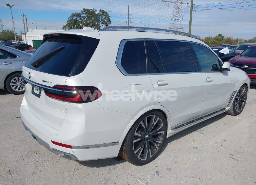 Photo 4 of 2024 Bmw X7 XDRIVE40I (VIN 5UX23EM03R9V69407)