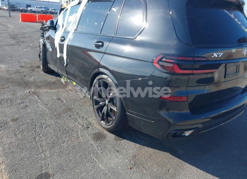 Photo 3 of 2025 Bmw X7 XDRIVE40I (VIN 5UX23EM03S9Y00103)