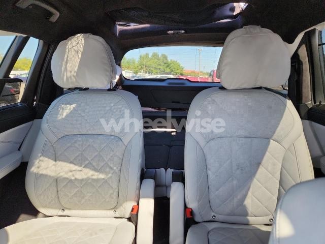 Photo 2 of 2023 BMW X7 XDRIVE40I (VIN 5UX23EM04P9R85107)