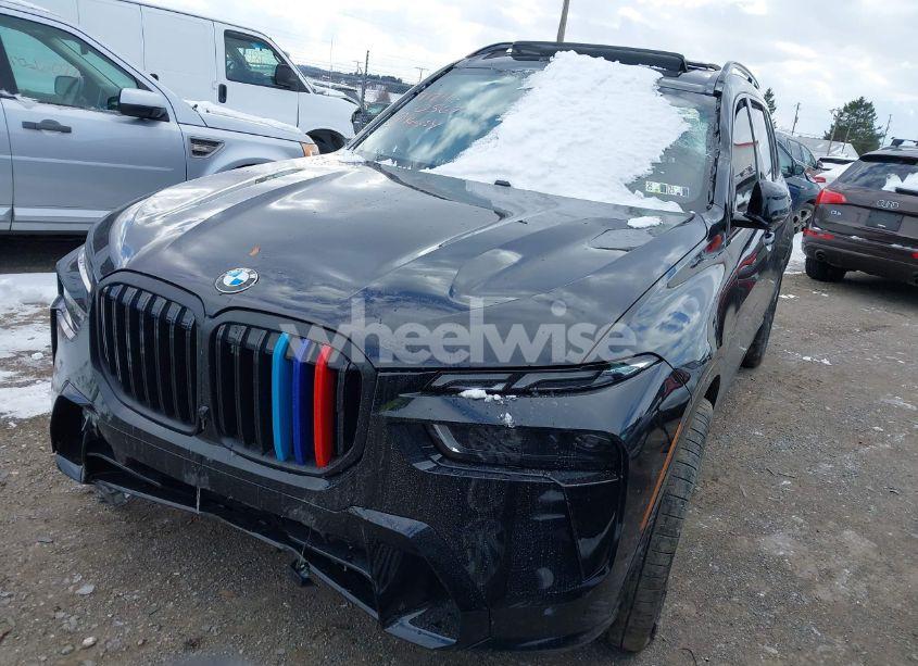 Photo 2 of 2024 Bmw X7 XDRIVE40I (VIN 5UX23EM05R9U64819)