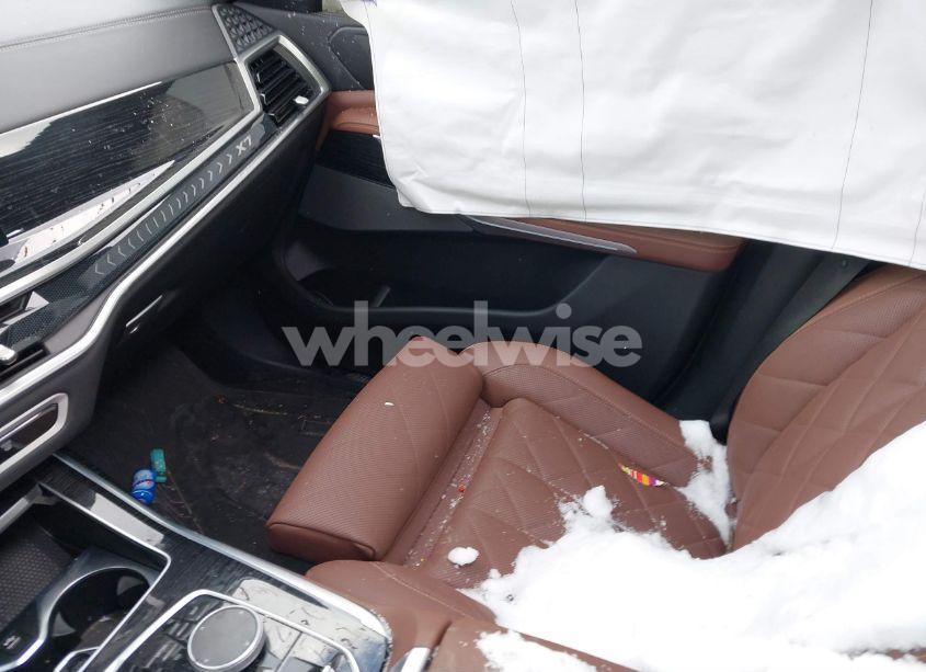 Photo 5 of 2024 Bmw X7 XDRIVE40I (VIN 5UX23EM05R9U64819)