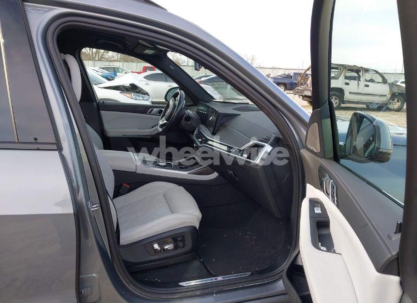 Photo 5 of 2023 Bmw X7 XDRIVE40I (VIN 5UX23EM06P9R36510)