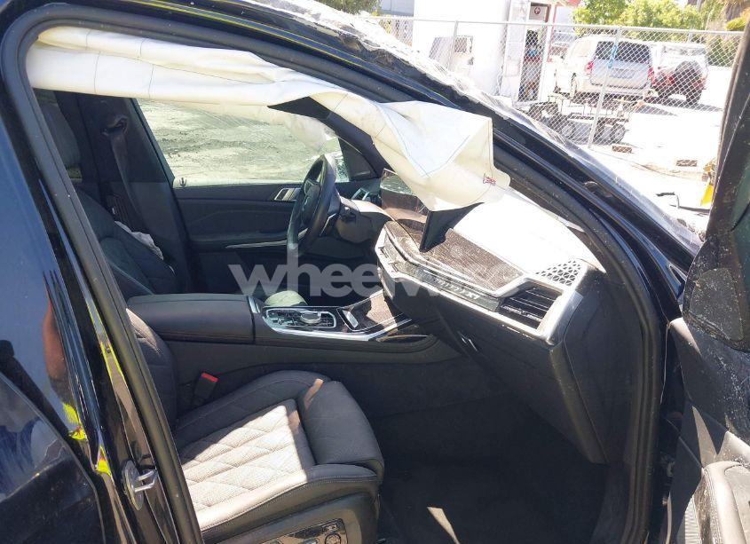 Photo 5 of 2024 Bmw X7 XDRIVE40I (VIN 5UX23EM06R9V71023)