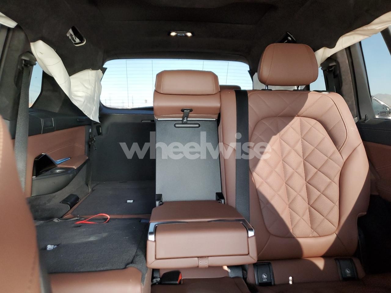 Photo 10 of 2024 BMW X7 XDRIVE40I (VIN 5UX23EM06R9W11407)