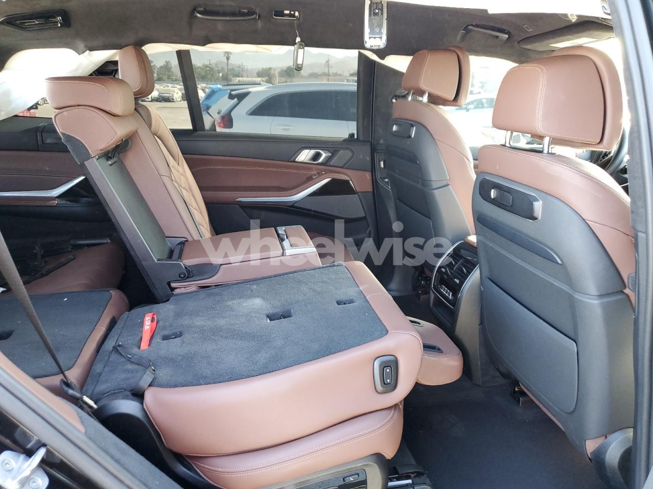 Photo 11 of 2024 BMW X7 XDRIVE40I (VIN 5UX23EM06R9W11407)