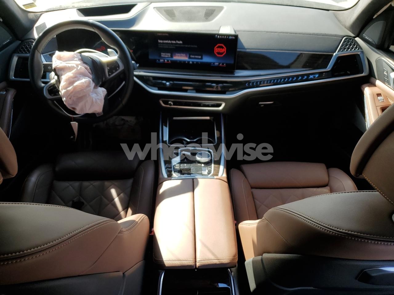 Photo 8 of 2024 BMW X7 XDRIVE40I (VIN 5UX23EM06R9W11407)