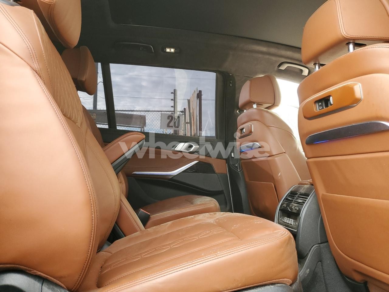 Photo 11 of 2025 BMW X7 XDRIVE40I (VIN 5UX23EM06S9W31517)