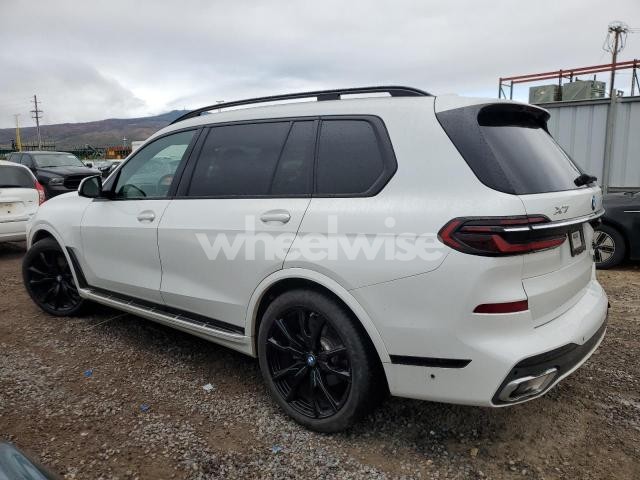 Photo 3 of 2023 BMW X7 XDRIVE40I (VIN 5UX23EM08P9S04024)