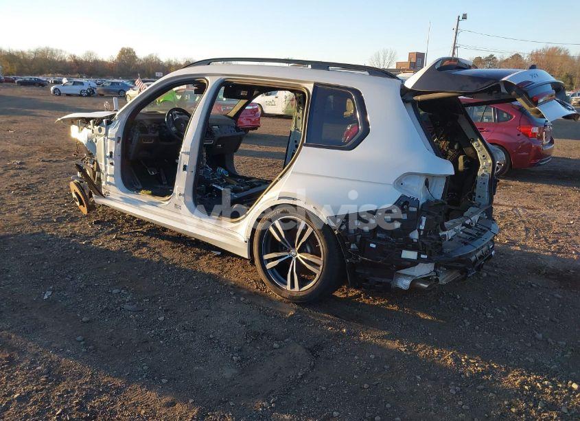 Photo 3 of 2024 Bmw X7 XDRIVE40I (VIN 5UX23EM08R9S38676)