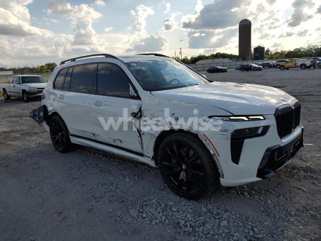 Photo 5 of 2024 BMW X7 XDRIVE40I (VIN 5UX23EM08R9T46327)