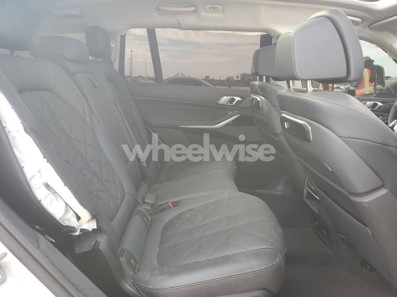 Photo 11 of 2025 BMW X7 XDRIVE40I (VIN 5UX23EM08S9W39585)