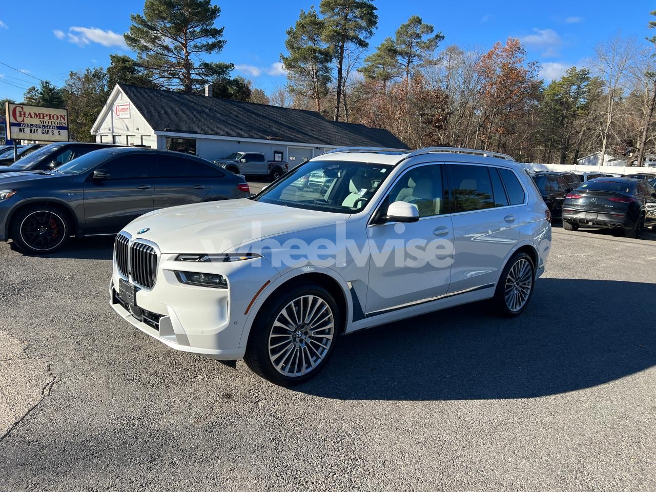 Photo 2 of 2023 BMW X7 XDRIVE40I (VIN 5UX23EM09P9P49780)