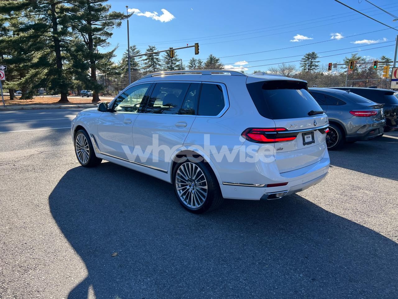Photo 3 of 2023 BMW X7 XDRIVE40I (VIN 5UX23EM09P9P49780)