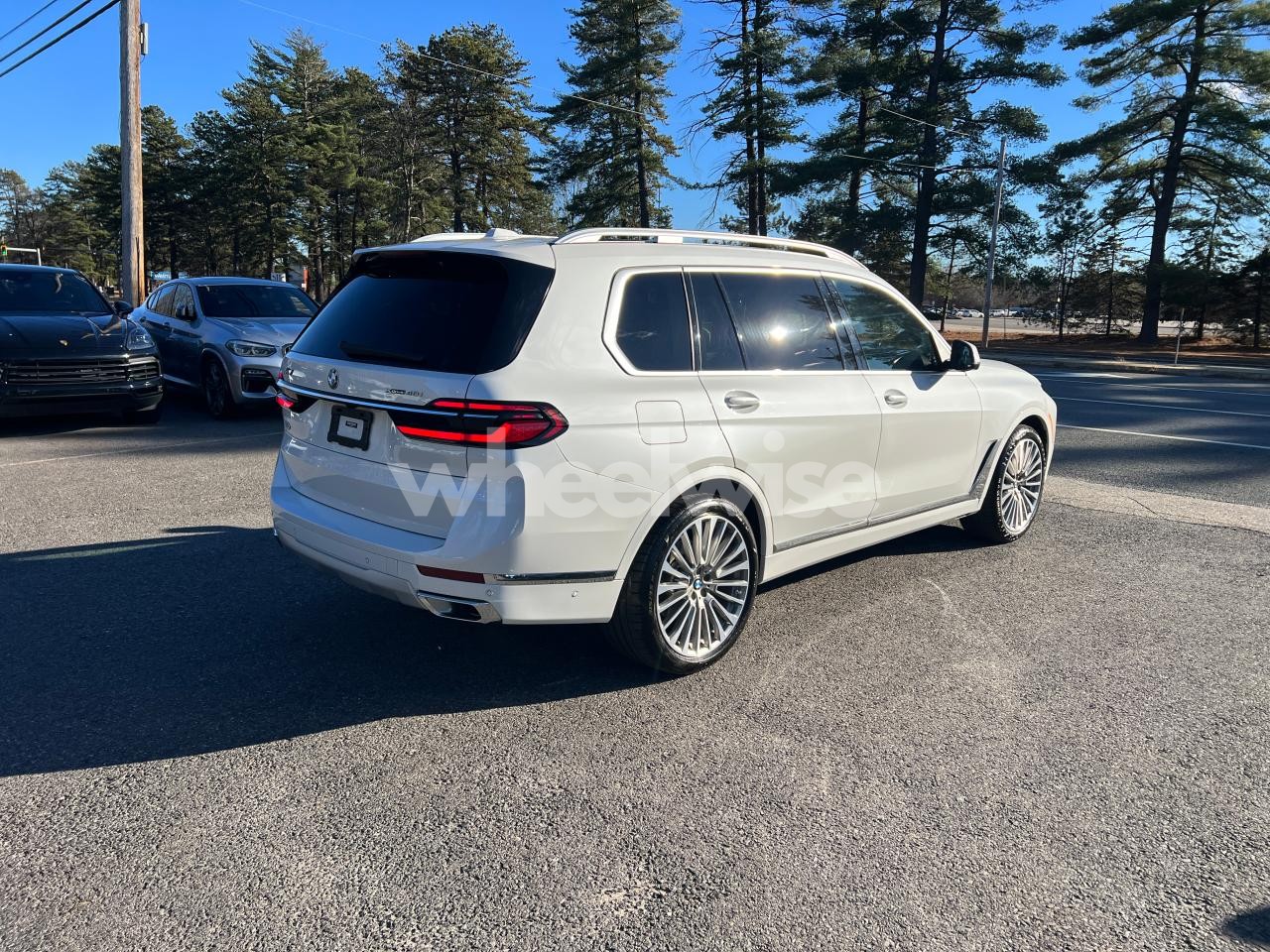 Photo 4 of 2023 BMW X7 XDRIVE40I (VIN 5UX23EM09P9P49780)