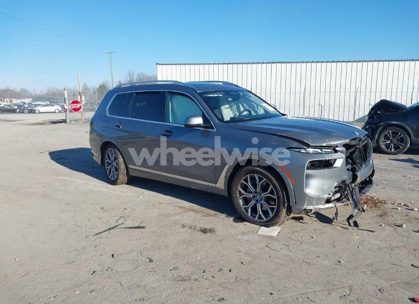 2023 Bmw X7 XDRIVE40I (VIN 5UX23EM09P9P93598) main photo