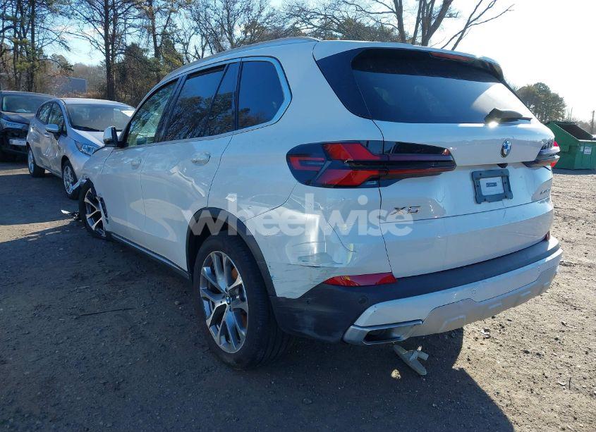 Photo 3 of 2024 Bmw X5 XDRIVE40I (VIN 5UX23EU03R9V36052)