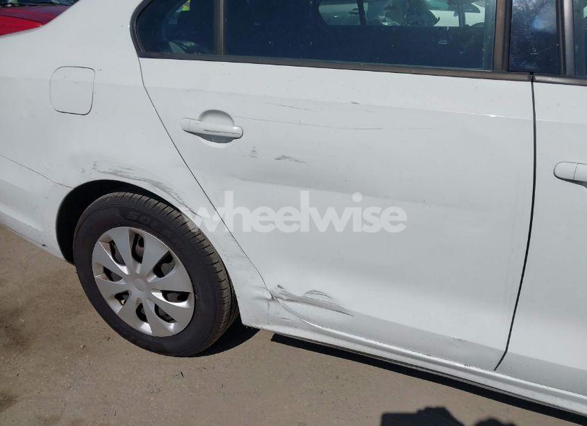 Photo 12 of 2016 Volkswagen Jetta 1.4T S (VIN 5UX23EU03S9******)